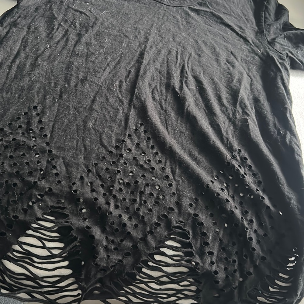 Pepin Black Cut Out Detailed Tee